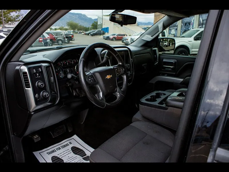 Chevrolet Silverado photo 10