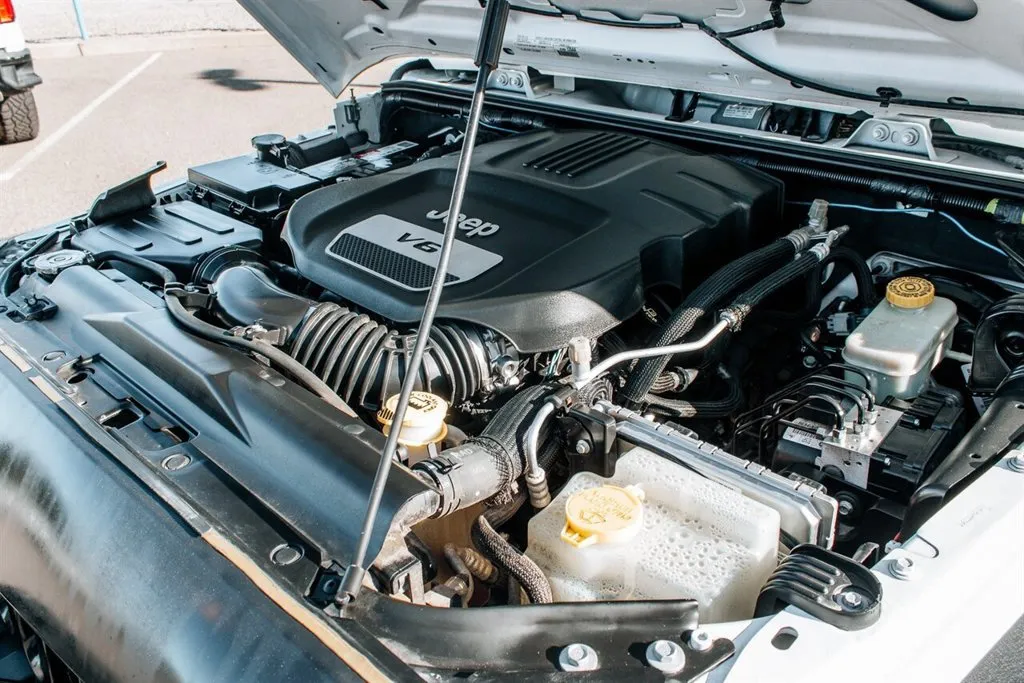 Jeep Wrangler photo 34