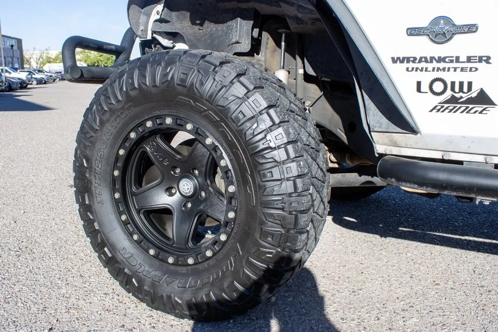 Jeep Wrangler photo 10