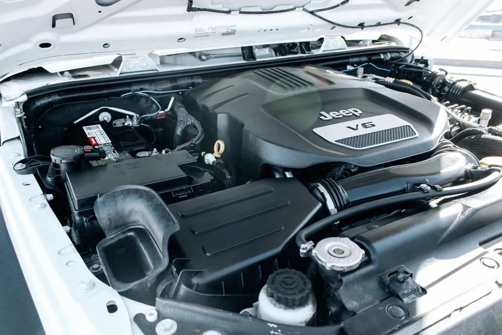 Jeep Wrangler photo 32