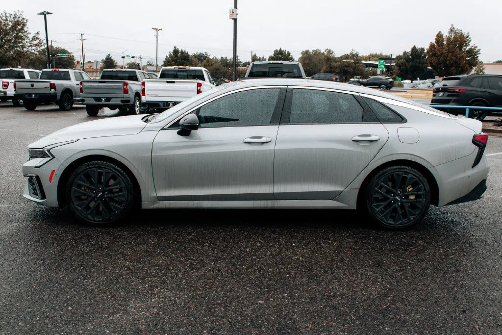 Kia K5 photo 4