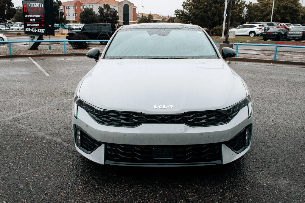 Kia K5 photo 2