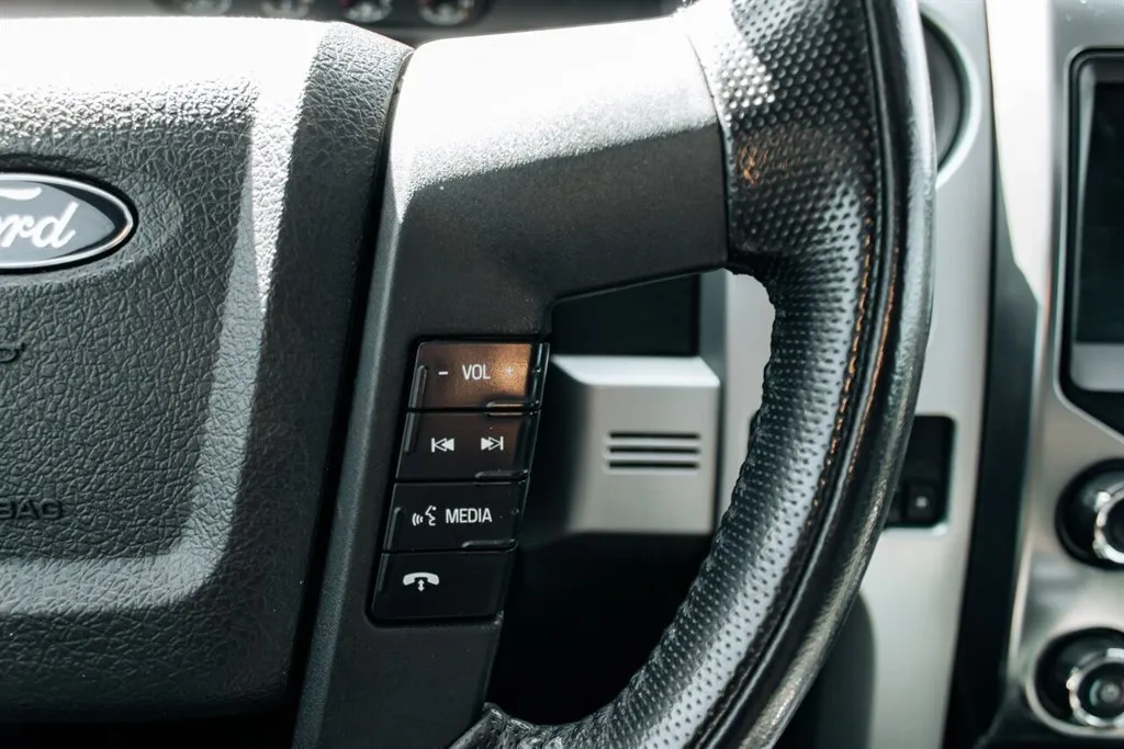 Ford F-150 photo 23