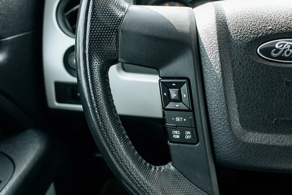 Ford F-150 photo 22