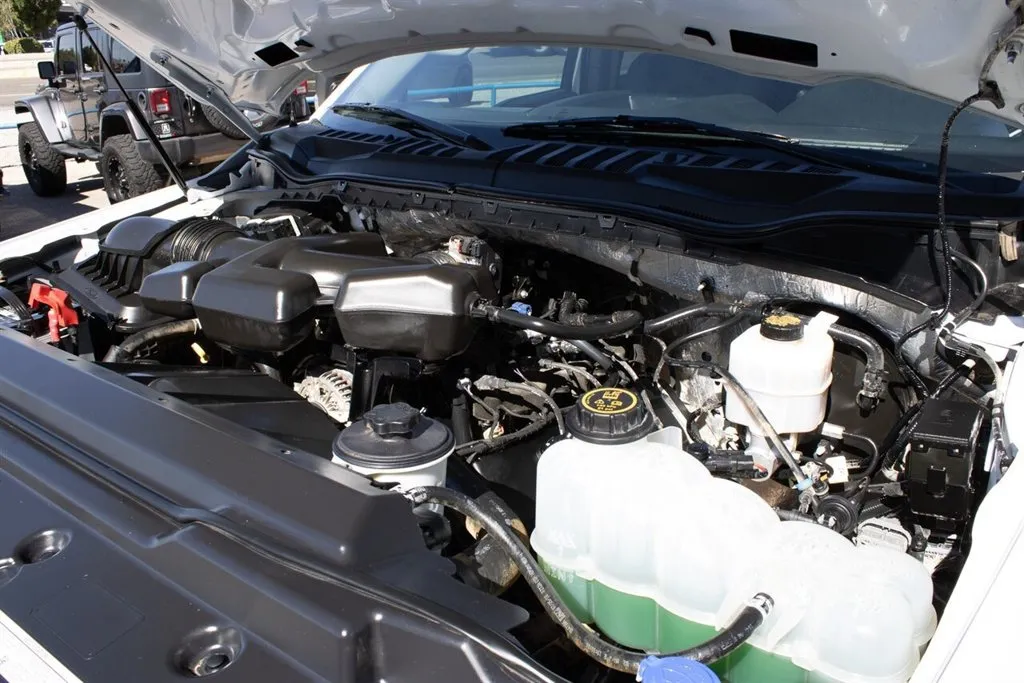 Ford F-250SD photo 36