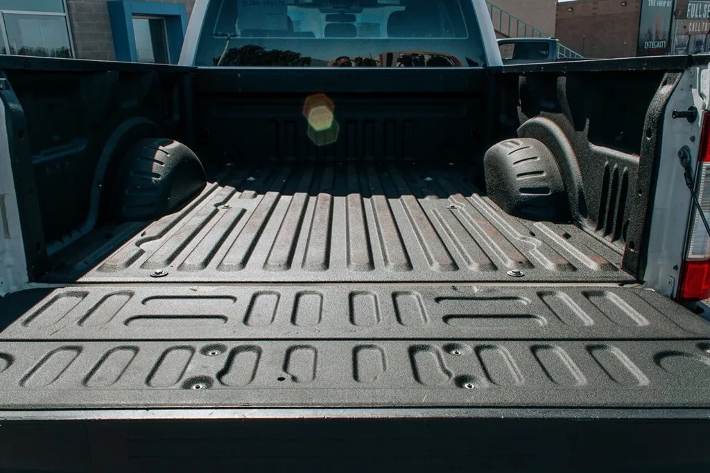 Ford F-250SD photo 28
