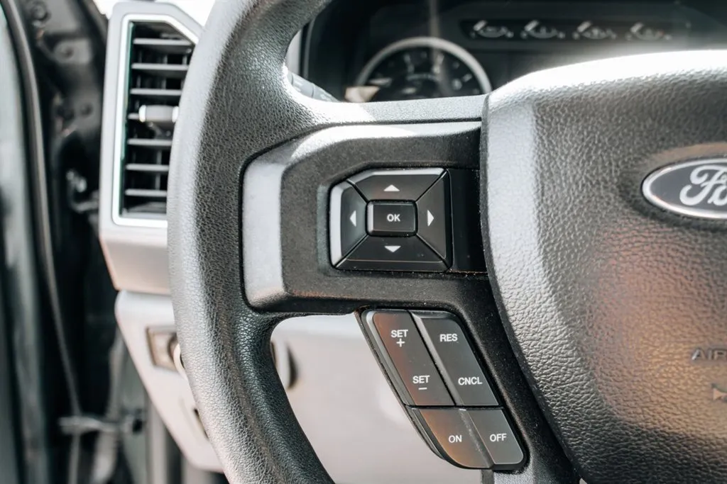 Ford F-150 photo 16