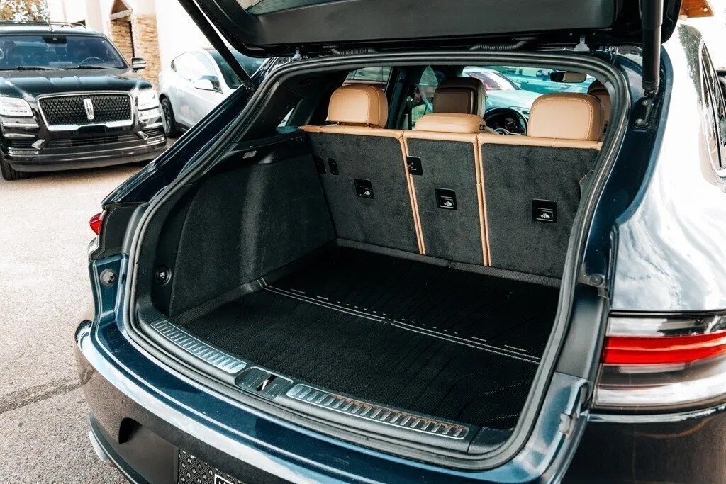 Porsche Macan photo 46