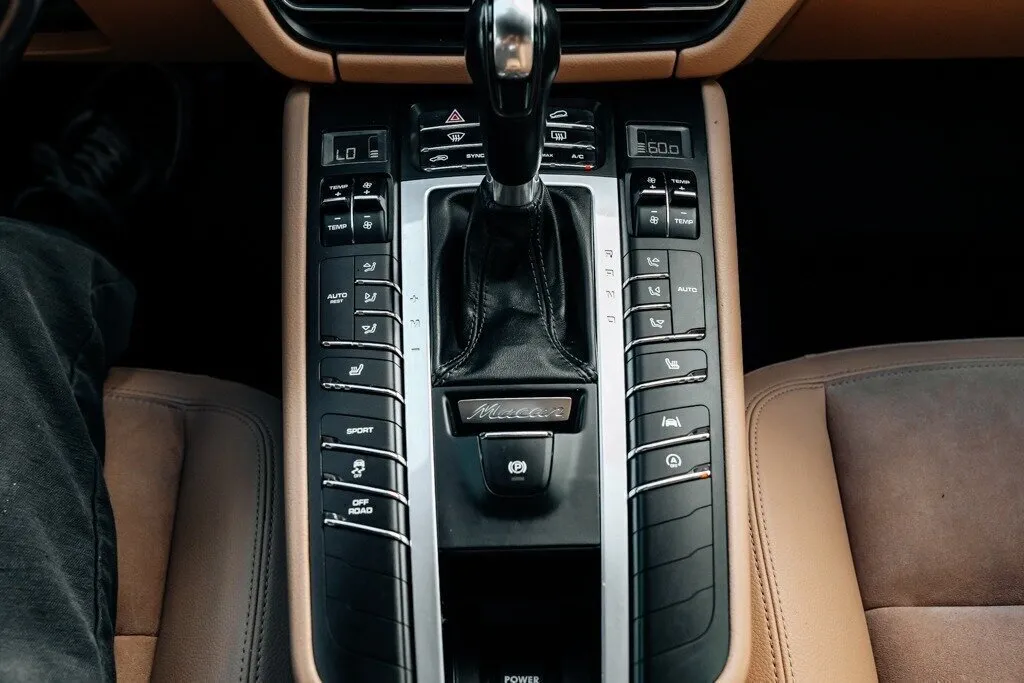 Porsche Macan photo 89