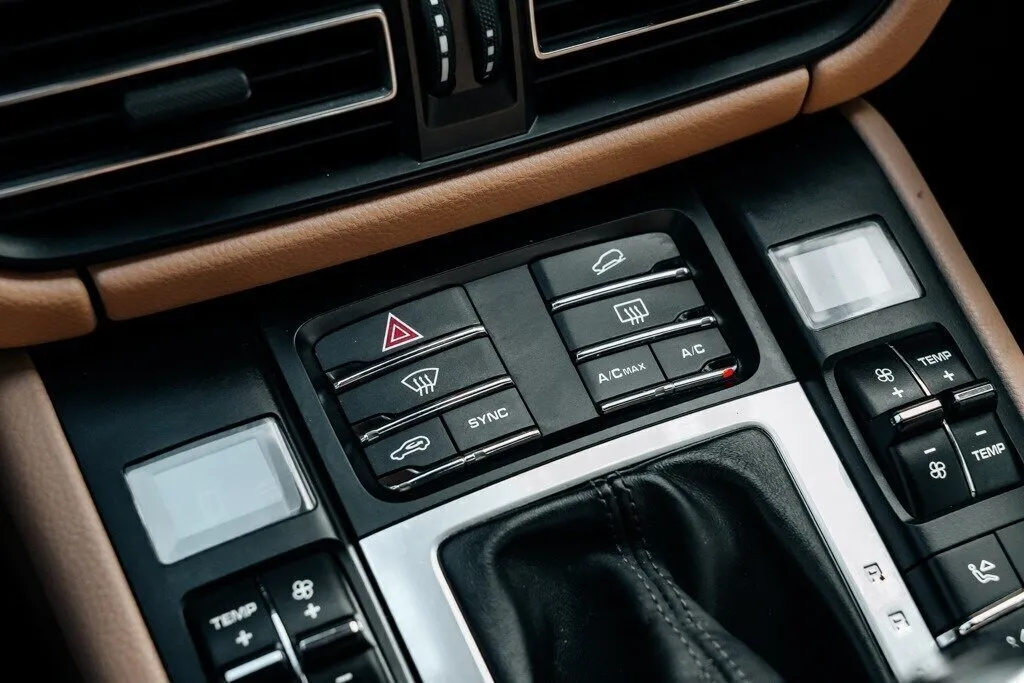 Porsche Macan photo 87