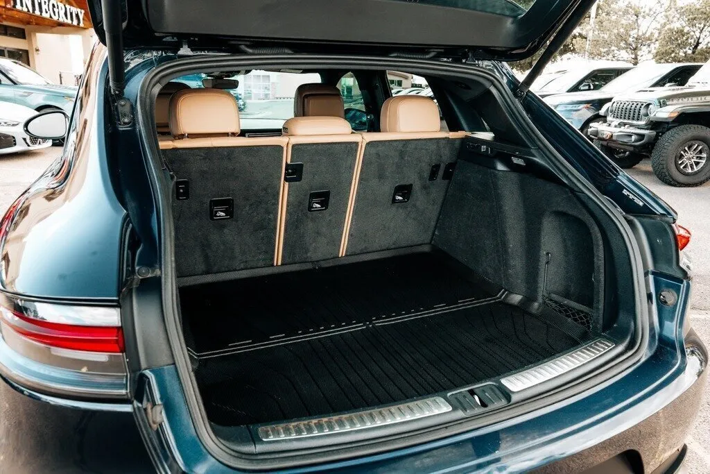 Porsche Macan photo 99