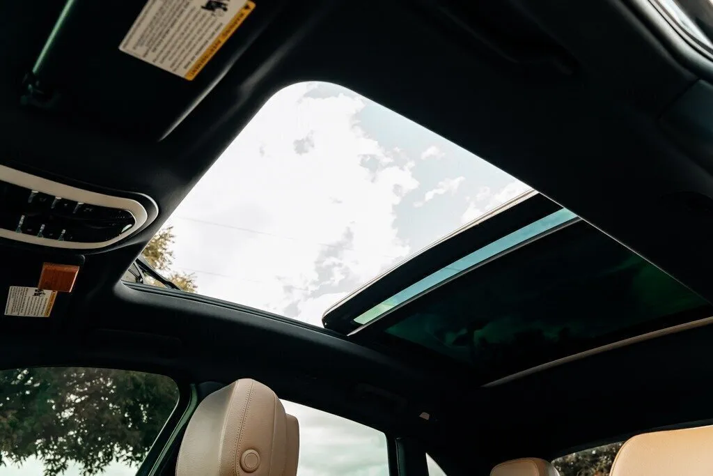 Porsche Macan photo 93