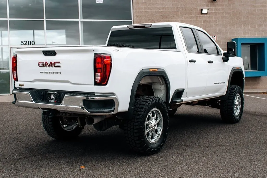 GMC Sierra photo 85