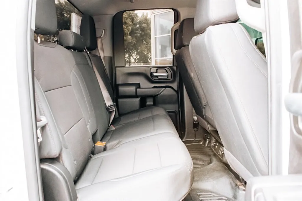 GMC Sierra photo 32