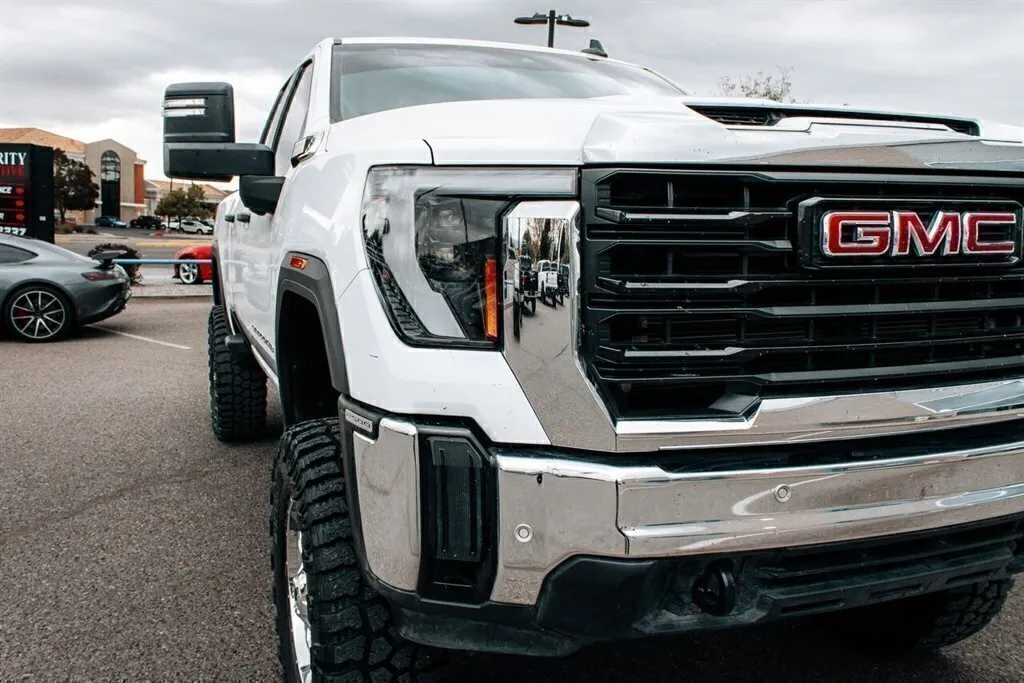 GMC Sierra photo 48