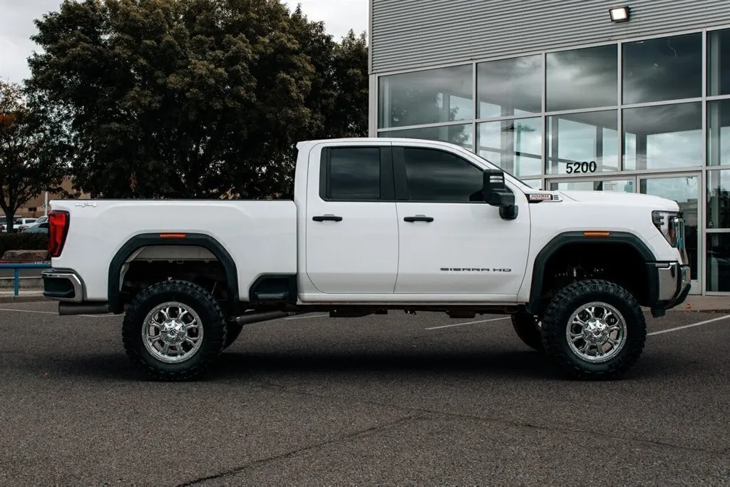 GMC Sierra photo 86