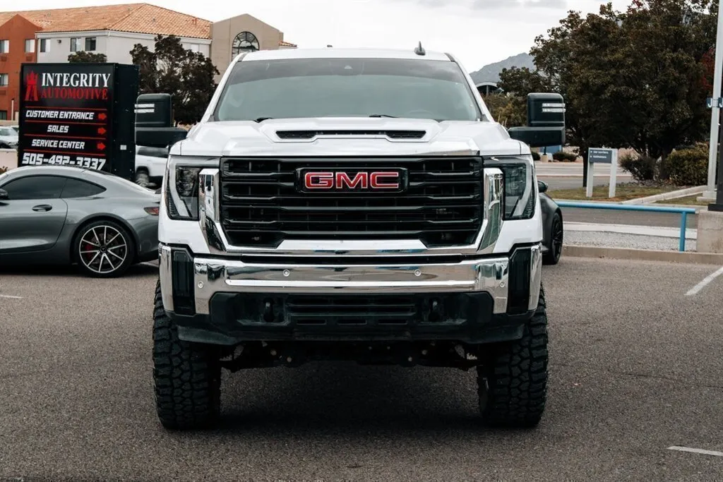GMC Sierra photo 80