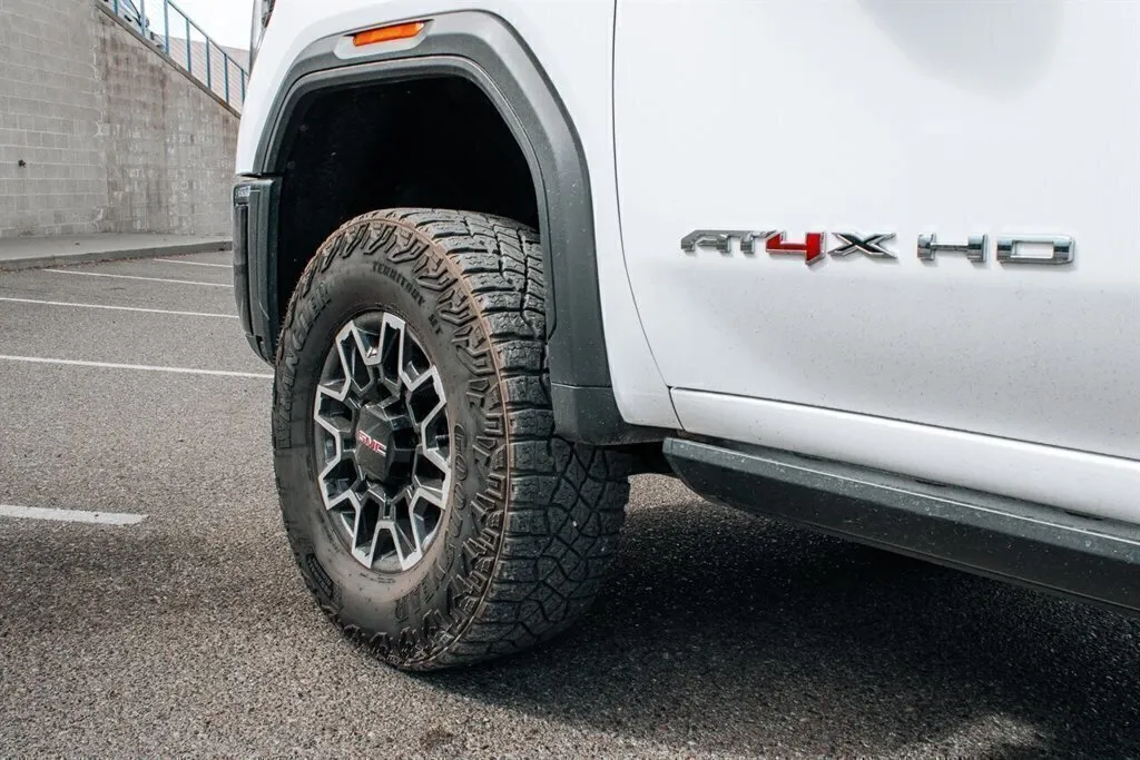 GMC Sierra photo 50
