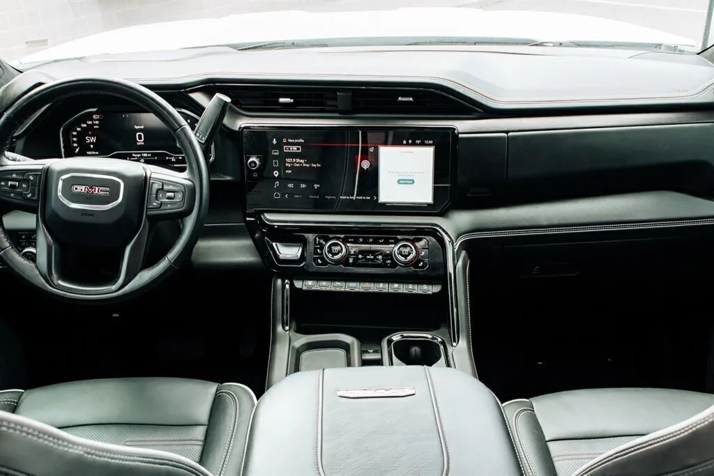 GMC Sierra photo 64