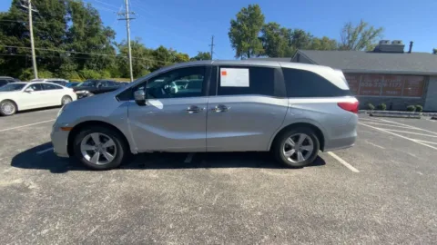 More photos of 2020 Honda Odyssey EX-L Minivan 4D at Mathis Motors, MO