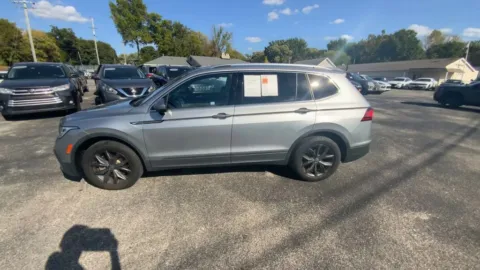 More photos of 2022 Volkswagen Tiguan SE 4MOTION Sport Utility 4D at Mathis Motors, MO