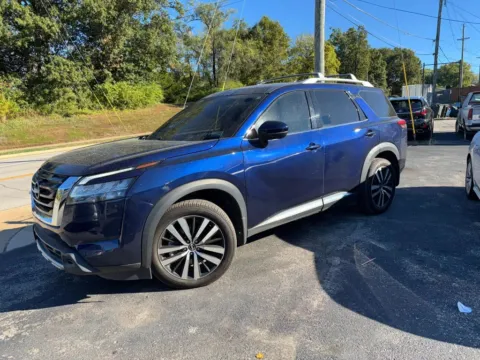 Photos of 2024 Nissan Pathfinder Platinum Sport Utility 4D for sale in Saint Charles, MO at Mathis Motors
