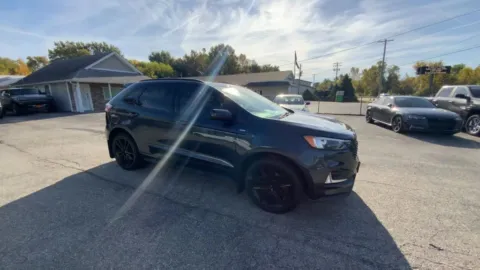 Photos of 2022 Ford Edge ST-Line Sport Utility 4D for sale in Saint Charles, MO at Mathis Motors