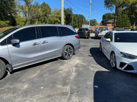 More photos of 2018 Honda Odyssey Elite Minivan 4D at Mathis Motors, MO
