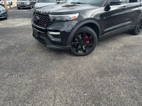Another view of 2020 Ford Explorer ST Sport Utility 4D for sale in Saint Charles, MO at Mathis Motors