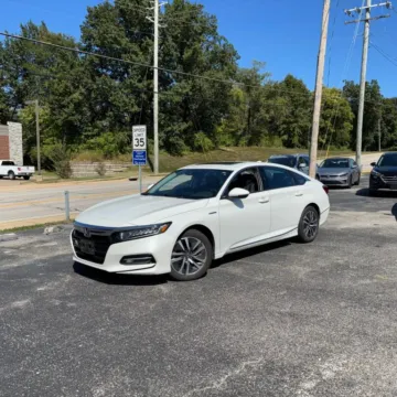 Another view of 2018 Honda Accord Hybrid EX-L Sedan 4D for sale in Saint Charles, MO at Mathis Motors