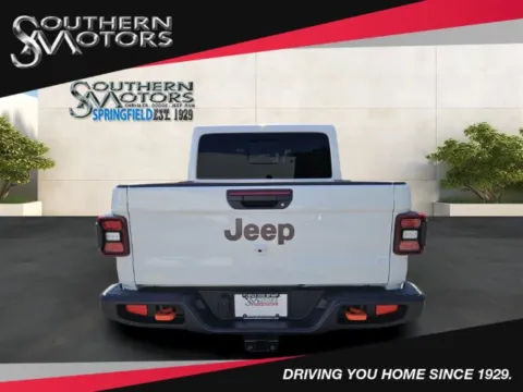 More photos of 2026 Jeep Gladiator Mojave at Southern Motors Springfield Chrysler Dodge Jeep Ram, GA