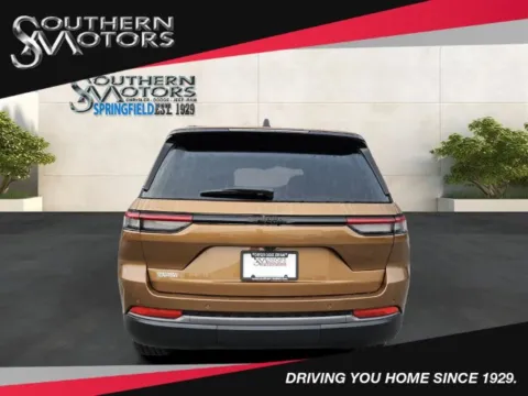 More photos of 2027 Jeep Grand Cherokee Limited at Southern Motors Springfield Chrysler Dodge Jeep Ram, GA