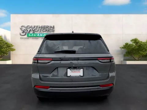 More photos of 2027 Jeep Grand Cherokee Limited at Southern Motors Savannah Chrysler Dodge Jeep Ram, GA