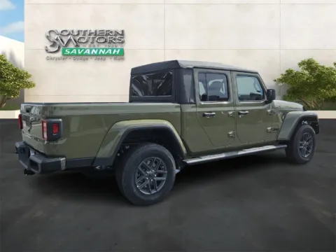 More photos of 2026 Jeep Gladiator Sport S at Southern Motors Savannah Chrysler Dodge Jeep Ram, GA