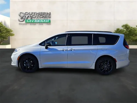 Photos of 2026 Chrysler Pacifica Select for sale in Savannah, GA at Southern Motors Savannah Chrysler Dodge Jeep Ram