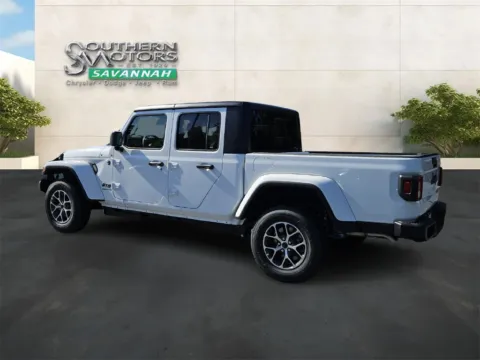 Another view of 2026 Jeep Gladiator Sport S for sale in Savannah, GA at Southern Motors Savannah Chrysler Dodge Jeep Ram