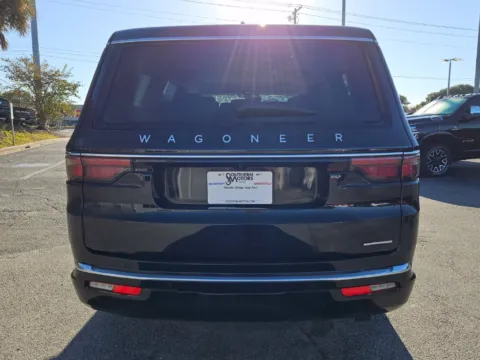 More photos of 2024 Jeep Wagoneer Series II at Southern Motors Savannah Chrysler Dodge Jeep Ram, GA
