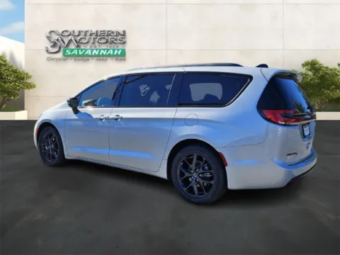 Another view of 2026 Chrysler Pacifica Select for sale in Savannah, GA at Southern Motors Savannah Chrysler Dodge Jeep Ram