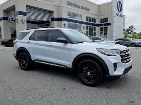 Photos of 2025 Ford Explorer Active for sale in Savannah, GA at Southern Motors Honda
