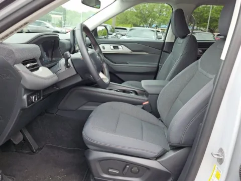 More photos of 2025 Ford Explorer Active at Southern Motors Honda, GA
