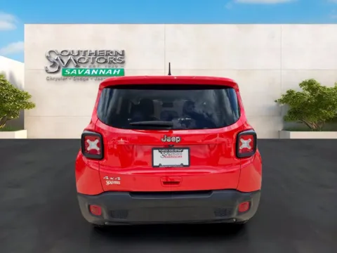 More photos of 2023 Jeep Renegade Latitude at Southern Motors Savannah CDJR, GA