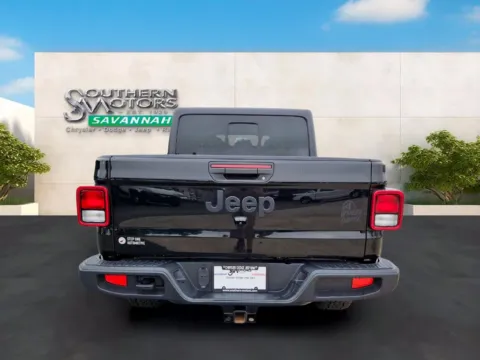 More photos of 2023 Jeep Gladiator Willys at Southern Motors Savannah CDJR, GA