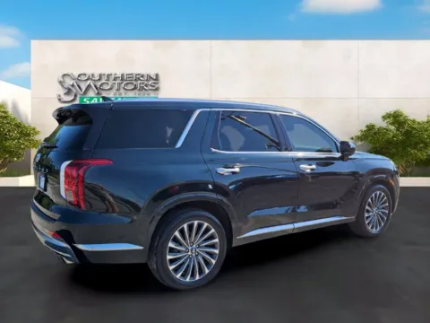 More photos of 2024 Hyundai Palisade Calligraphy at Southern Motors Savannah CDJR, GA