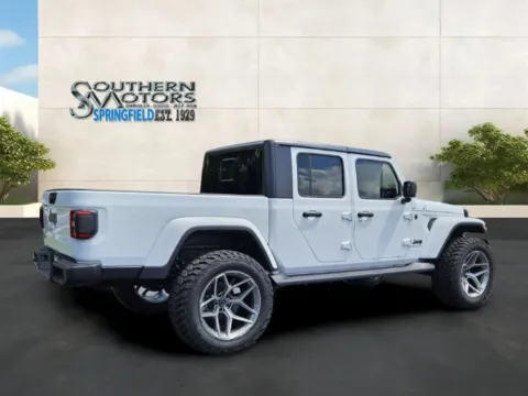 More photos of 2024 Jeep Gladiator Sport S at Springfield Chrysler Auto Mart Inc, GA