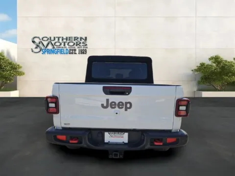 More photos of 2023 Jeep Gladiator Rubicon at Springfield Chrysler Auto Mart Inc, GA