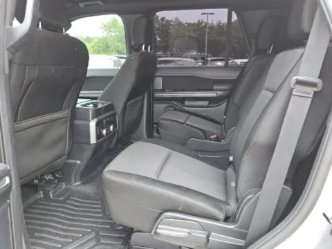 More photos of 2020 Ford Expedition XLT at Southern Motors Acura, GA