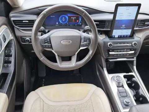 More photos of 2020 Ford Explorer Platinum at Southern Motors Acura, GA