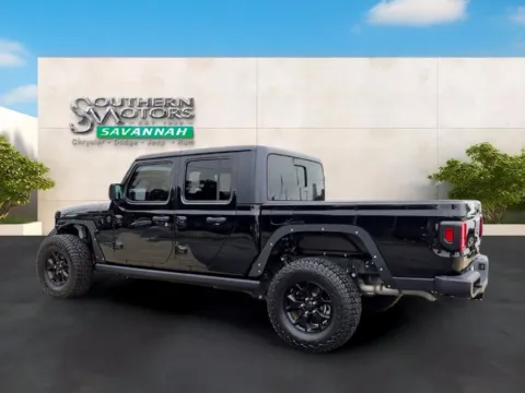 Another view of 2023 Jeep Gladiator Willys for sale in Savannah, GA at Southern Motors Savannah CDJR