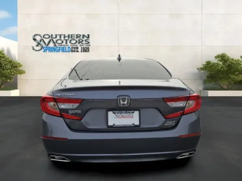 More photos of 2018 Honda Accord Touring 2.0T at Springfield Chrysler Auto Mart Inc, GA