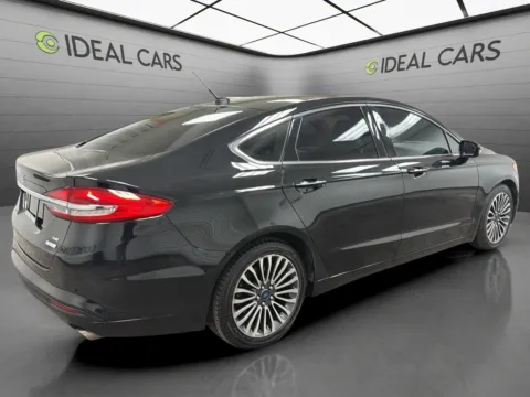 More photos of 2017 Ford Fusion SE at Broadway Rd - Service Center, AZ